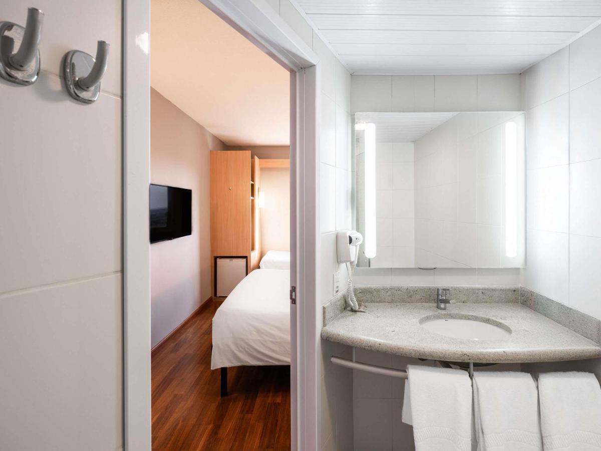 ibis Ourinhos - Housity