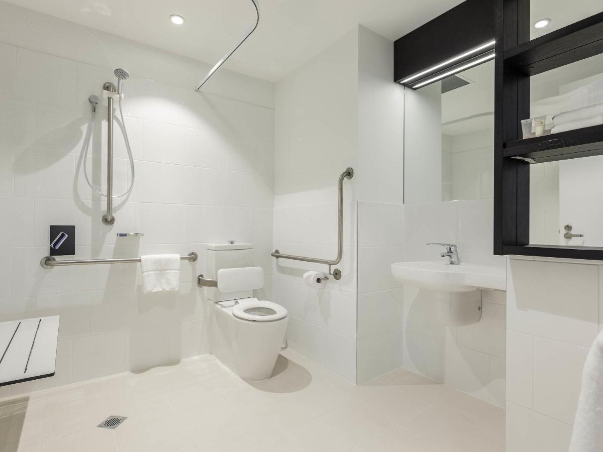 ibis Adelaide - Housity