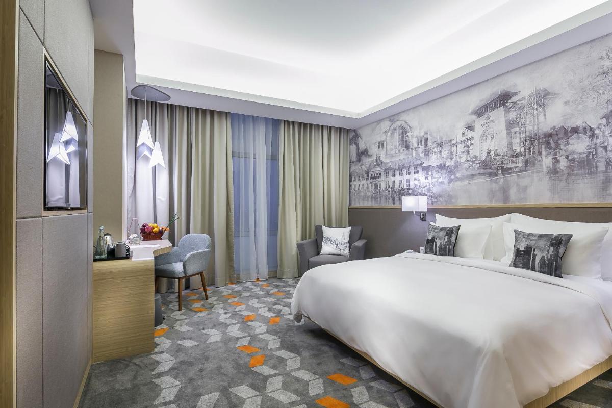 Vertu Harmoni Jakarta - Housity
