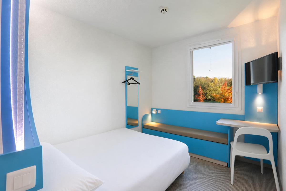 First Inn Hotel Paris Sud Les Ulis - Housity