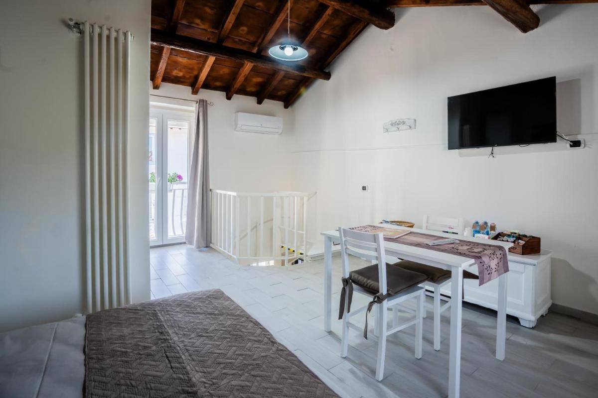 B&B Franciacorta White - Housity