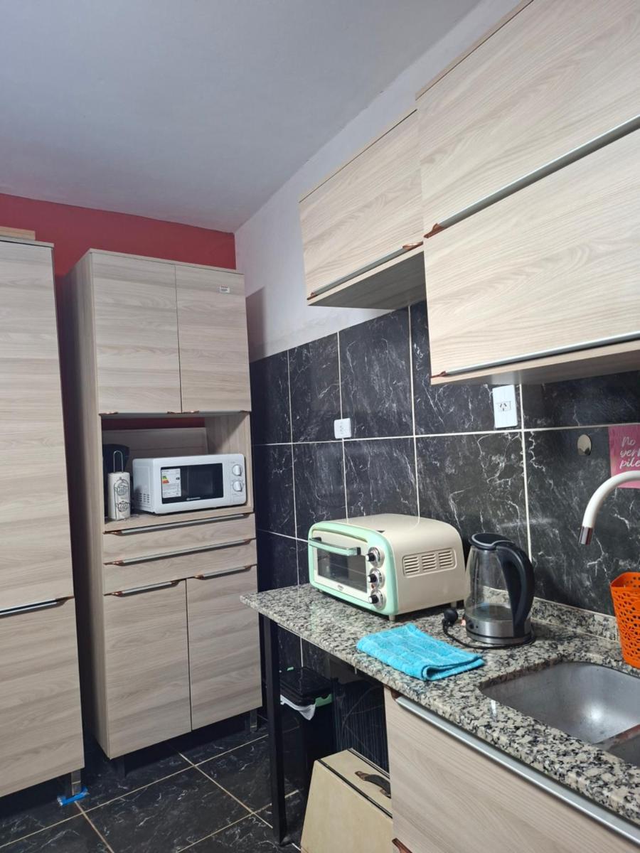 Noche Hermosa - Housity