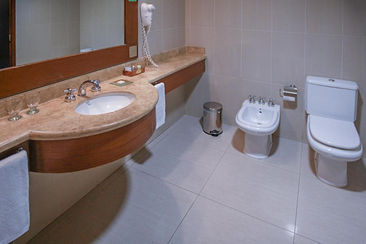 Alejandro 1º Hotel - Housity