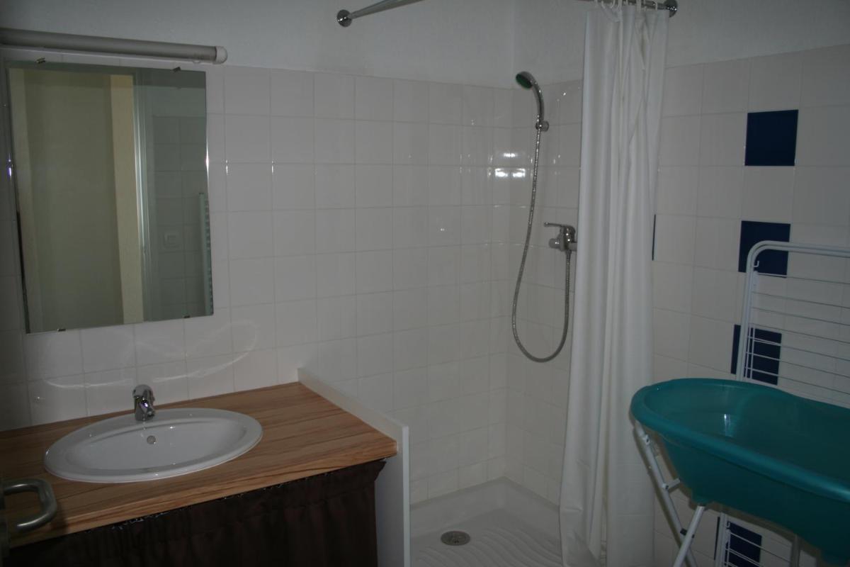 Salle de bains dans l'établissement Adrechas Mercantour