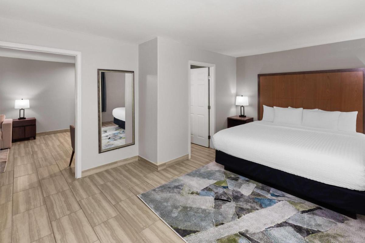 La Quinta by Wyndham Brownsville North - Housity