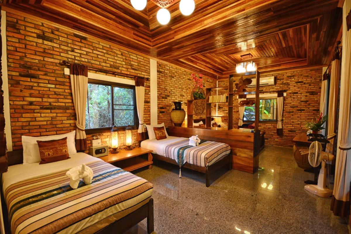Hotel Khaosok and Spa - Housity
