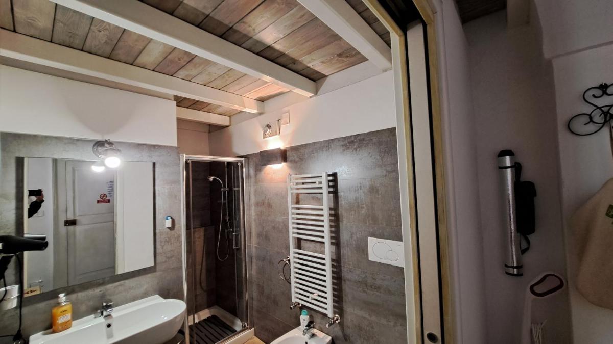 Malvasia room and apartament - Housity