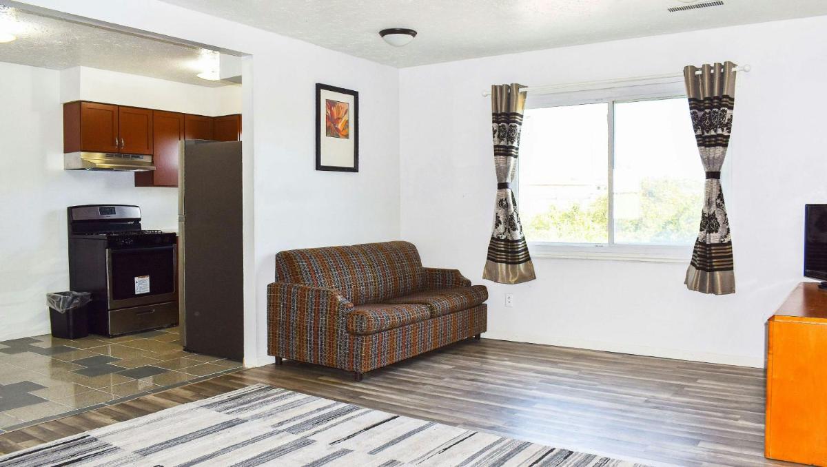 Magnuson Hotel Extended Stay Canton Ohio - Housity