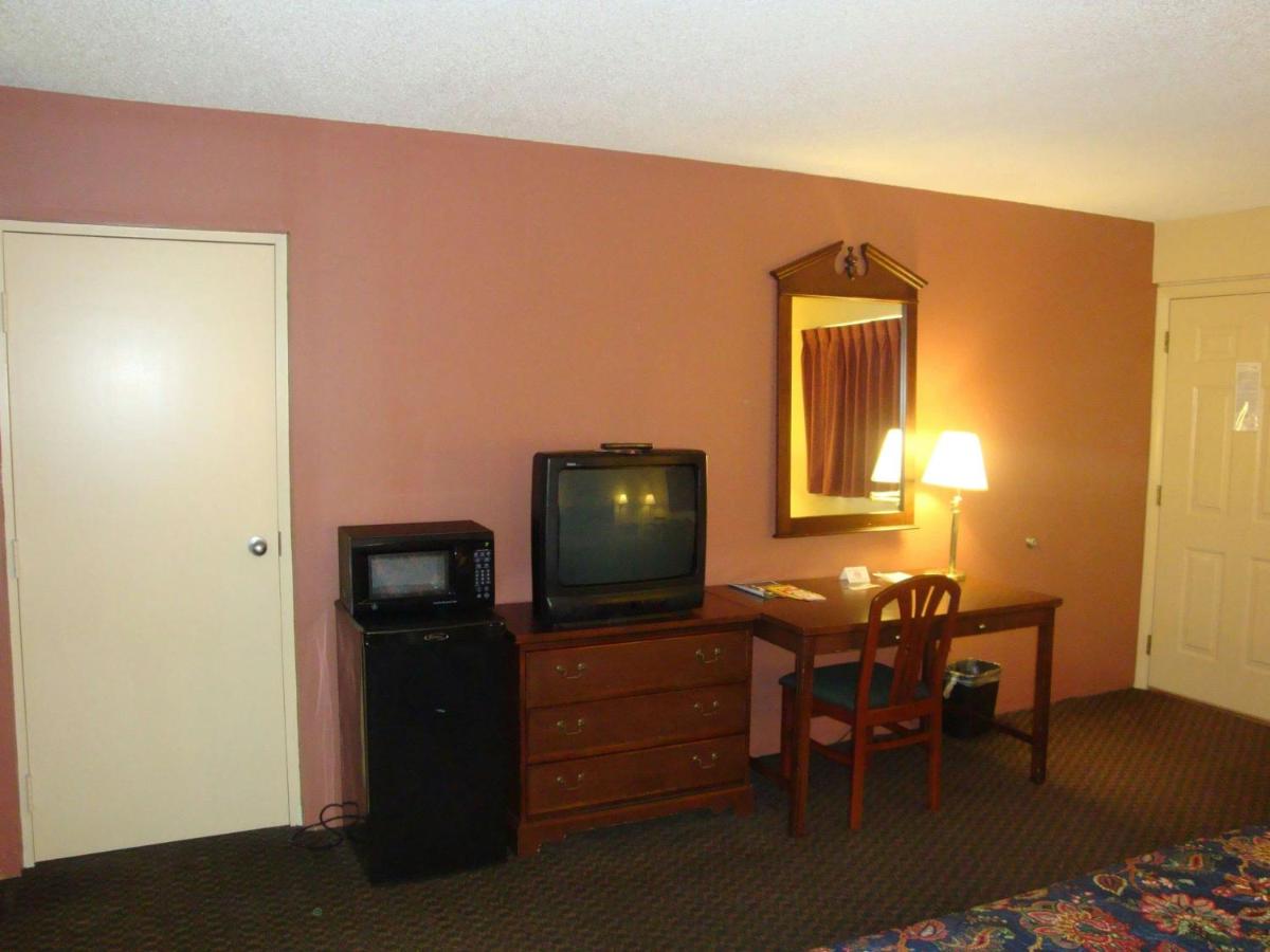 Wilmington Inn - Housity