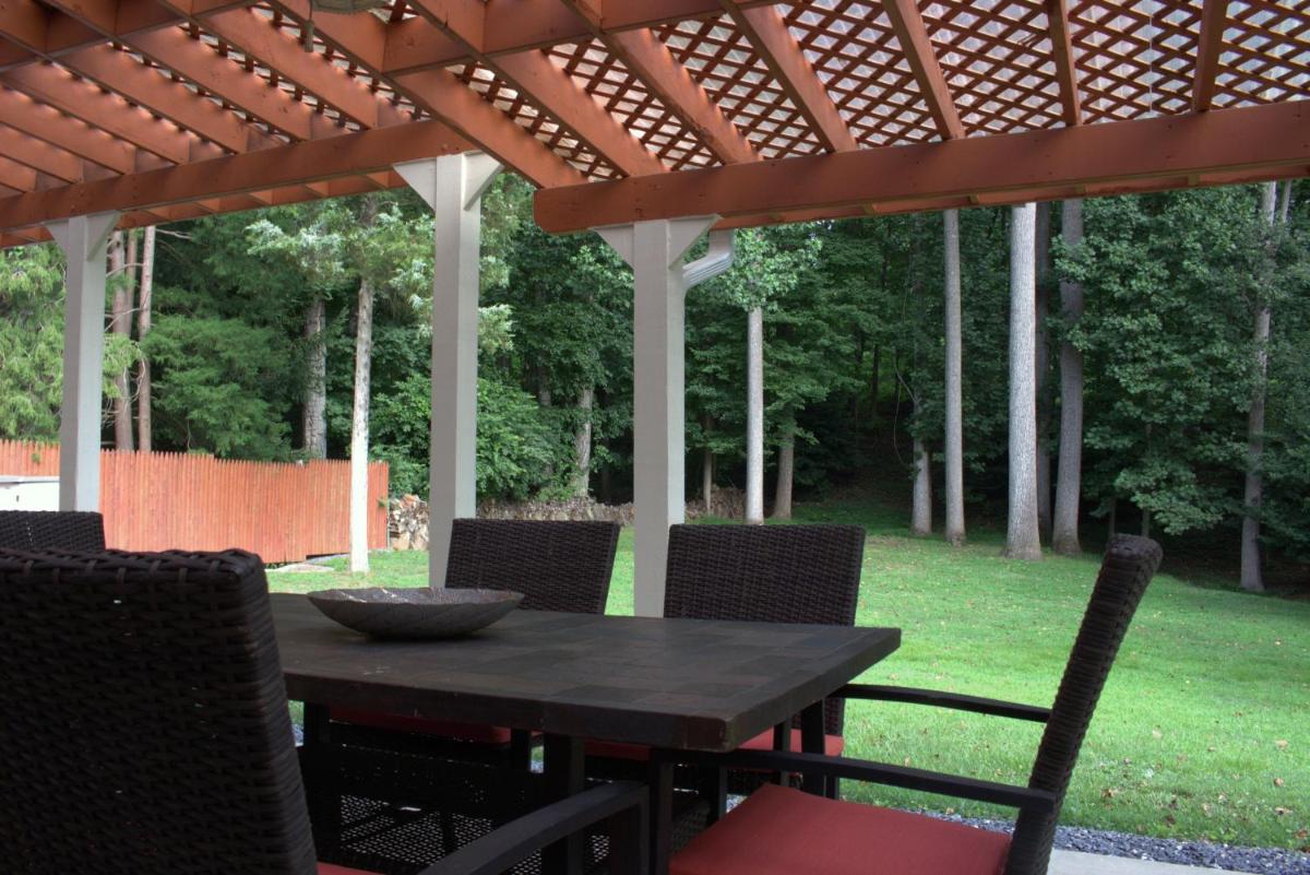 Furnished Potomac Home Near NIH & Bethesda - Ideal for Relocation - Housity