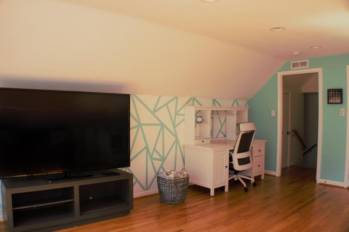 Furnished Potomac Home Near NIH & Bethesda - Ideal for Relocation - Housity