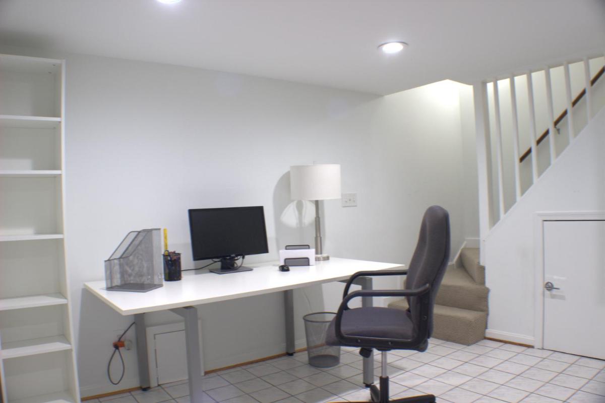 Furnished Potomac Home Near NIH & Bethesda - Ideal for Relocation - Housity