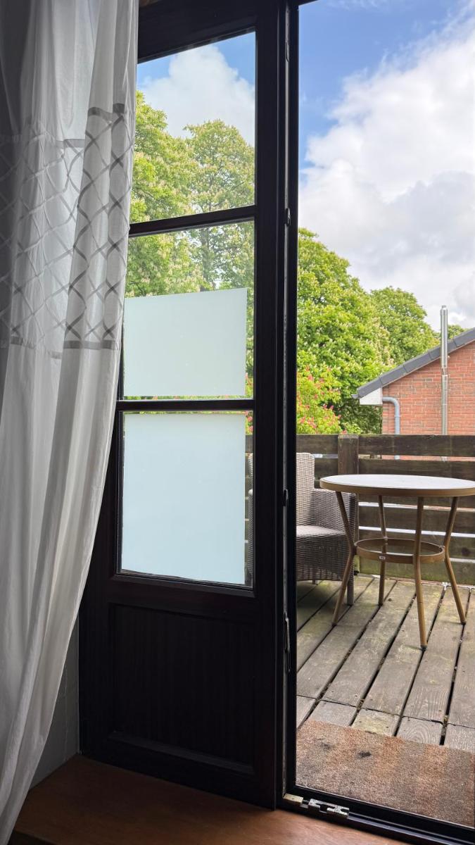 Historisch Ferienwohnung Smukkegård im modernen Ambiente mit Balkon nahe St Peter Ording und der Nordsee - Hizvo