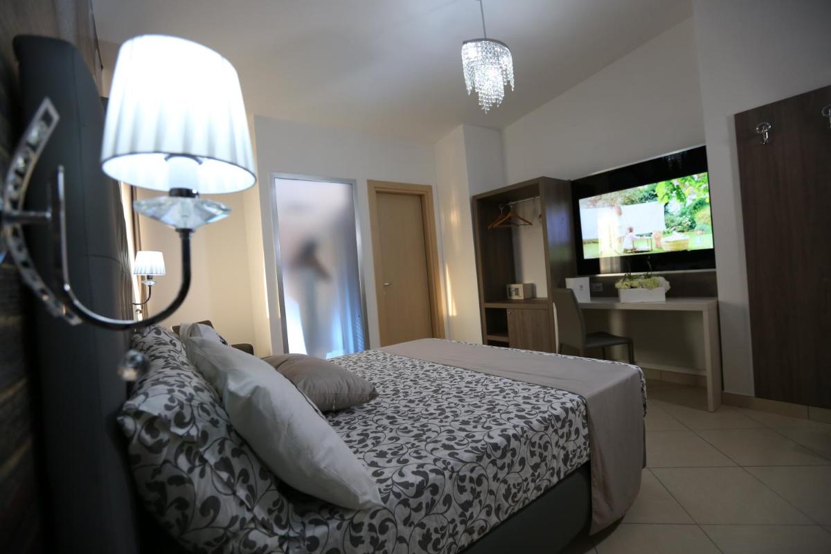 Medea Resort - Housity