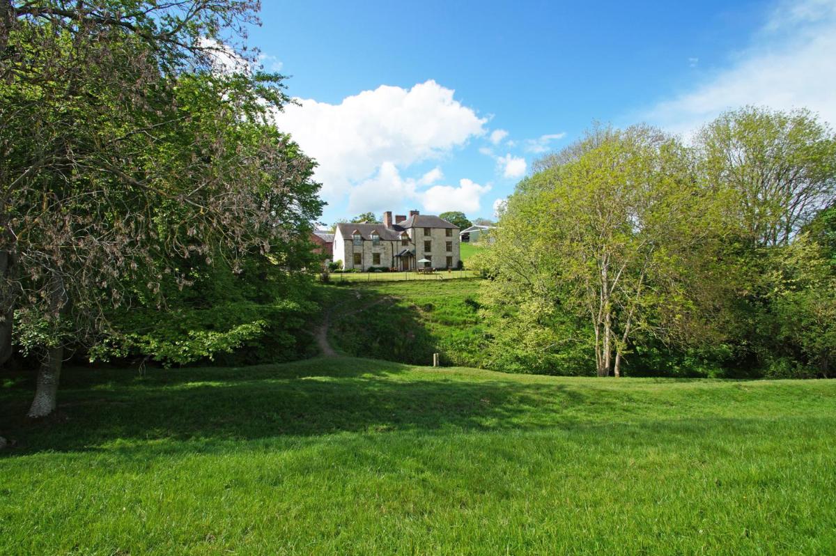 Maes Mared - Housity