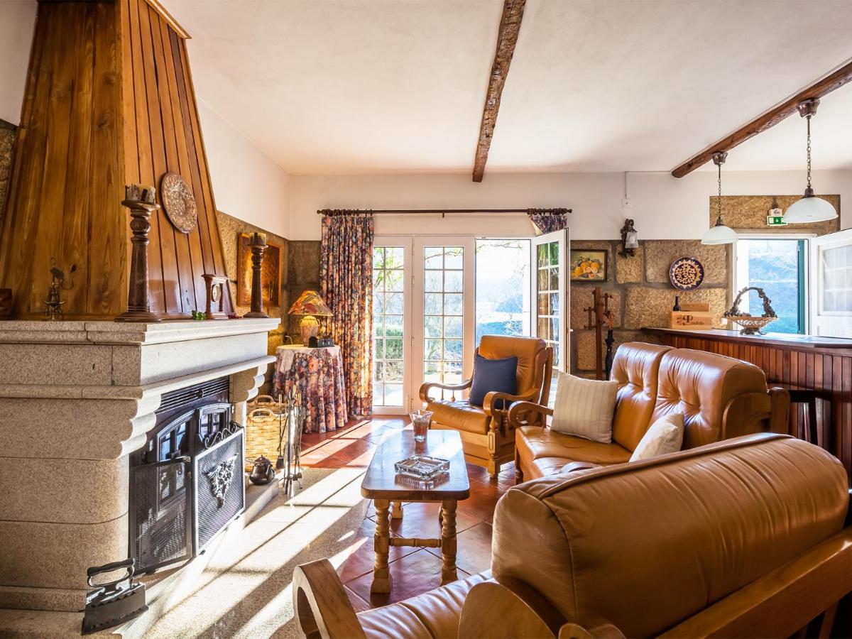 Quinta da Padrela Winery House - Housity