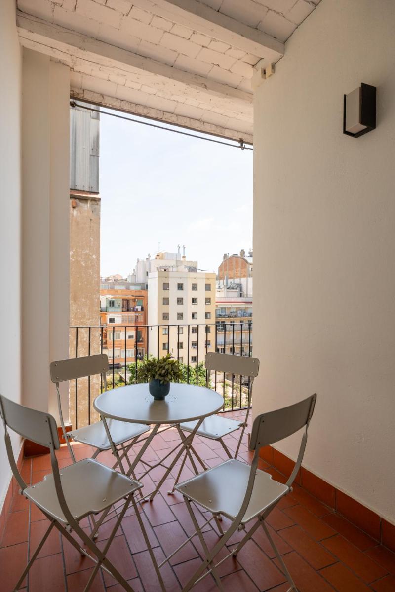 Decô Apartments Barcelona-Eixample - Housity