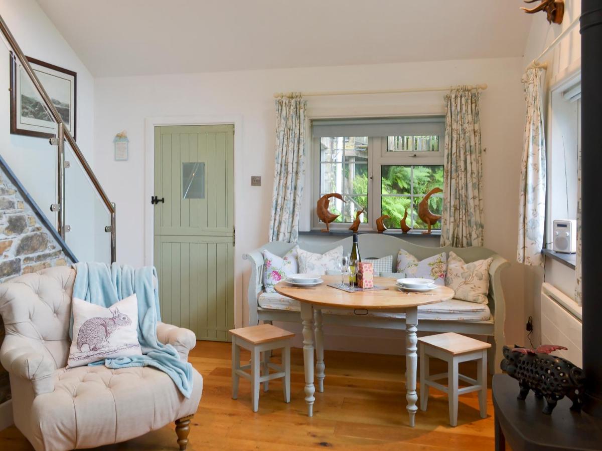 Woodland Retreat - Housity