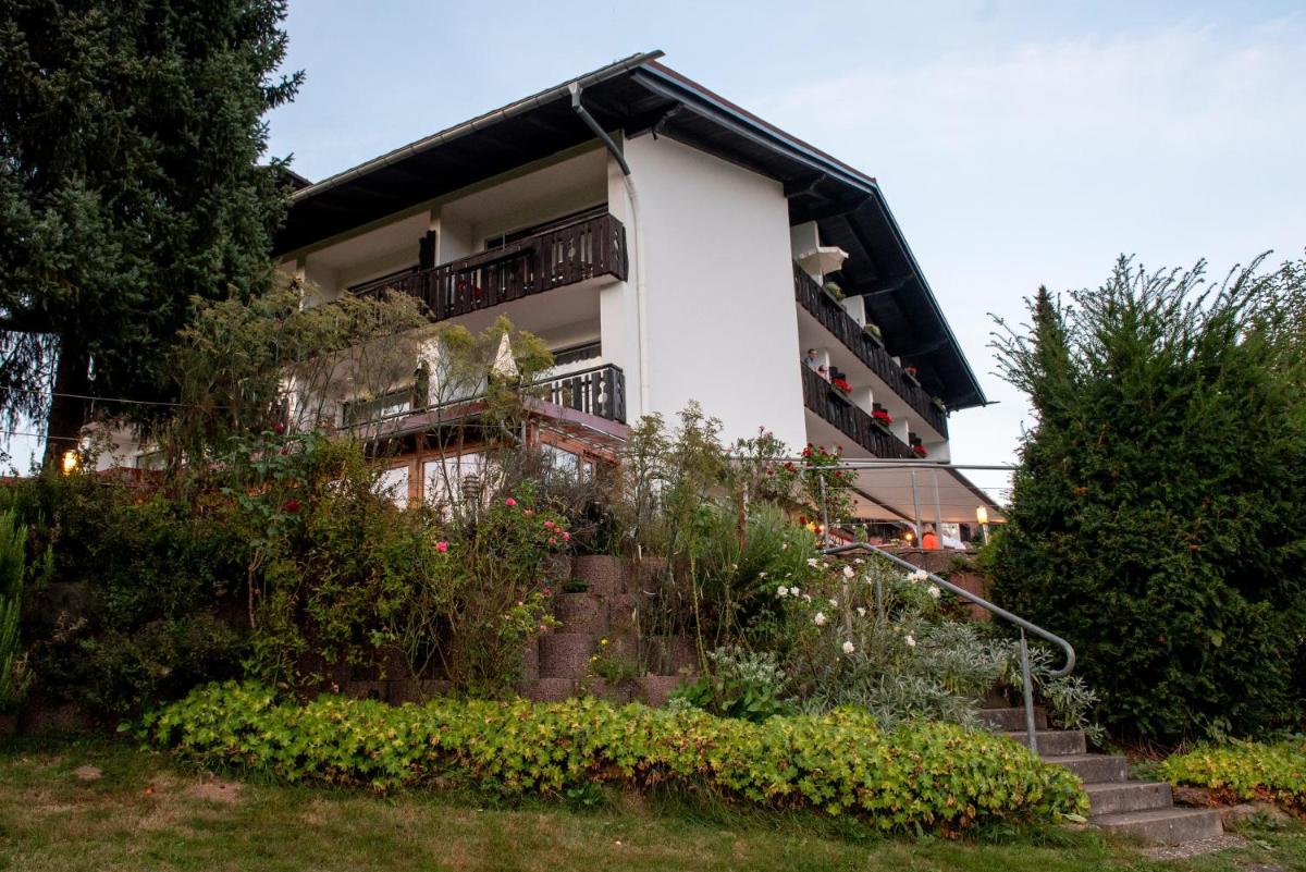 Landhotel Lortz - Housity
