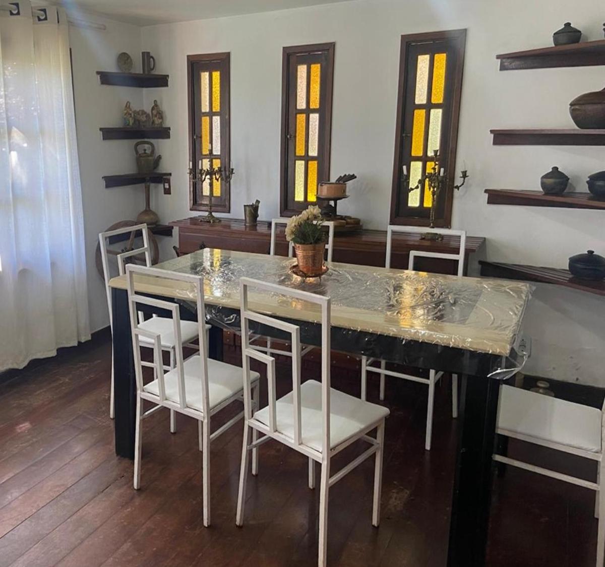 Casa com Piscina e Churrasqueira Perto da CBF, Feirarte, Parque Nacional - Housity