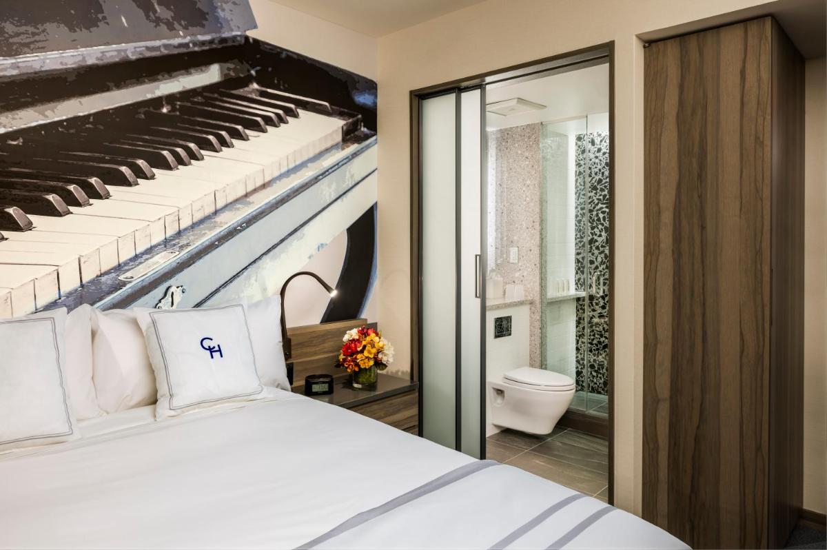 Carnegie Hotel - Housity