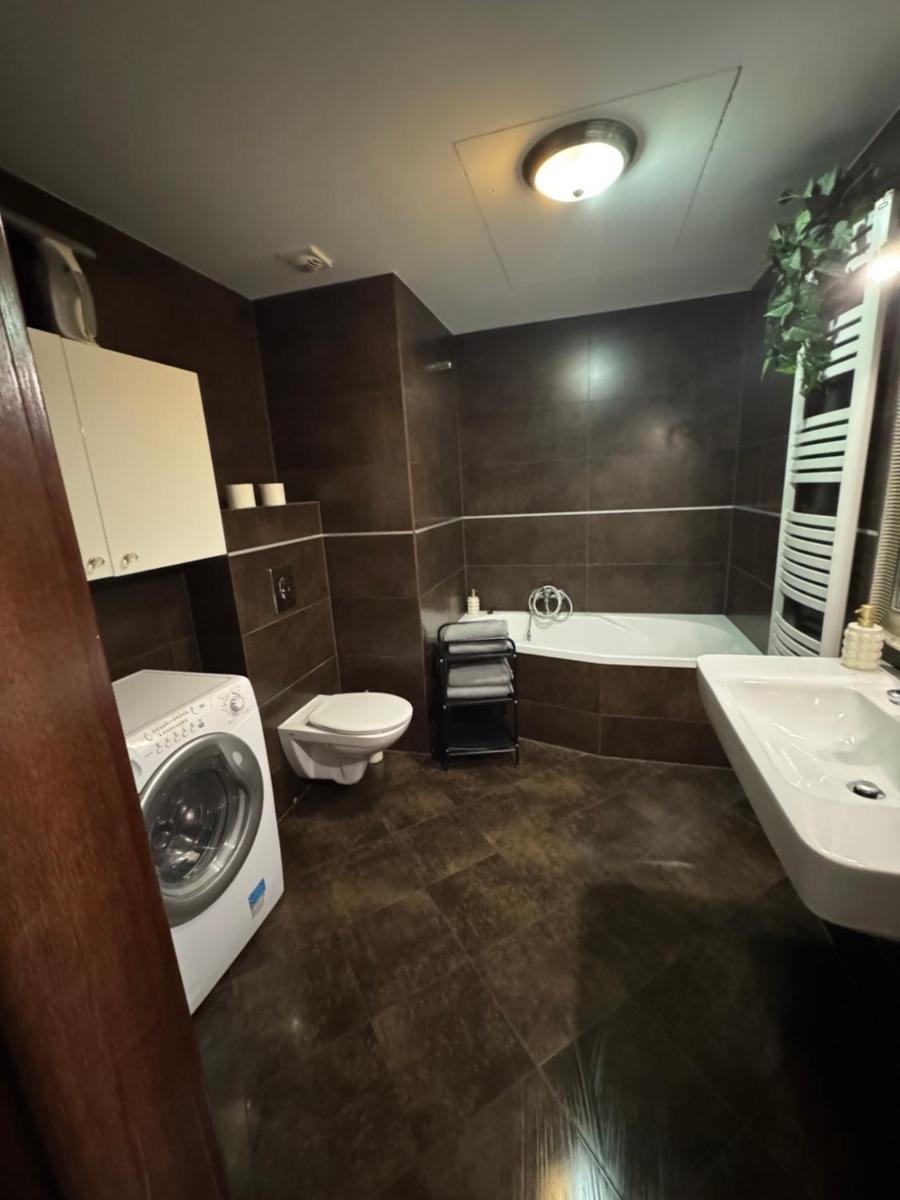 Sea Towers Apartamenty - Housity