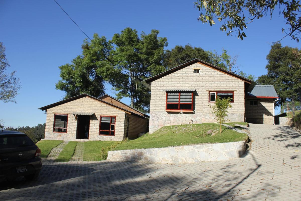 Cabañas Hojarasca - Housity