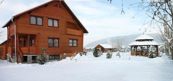 Zárug Vendégház - Housity