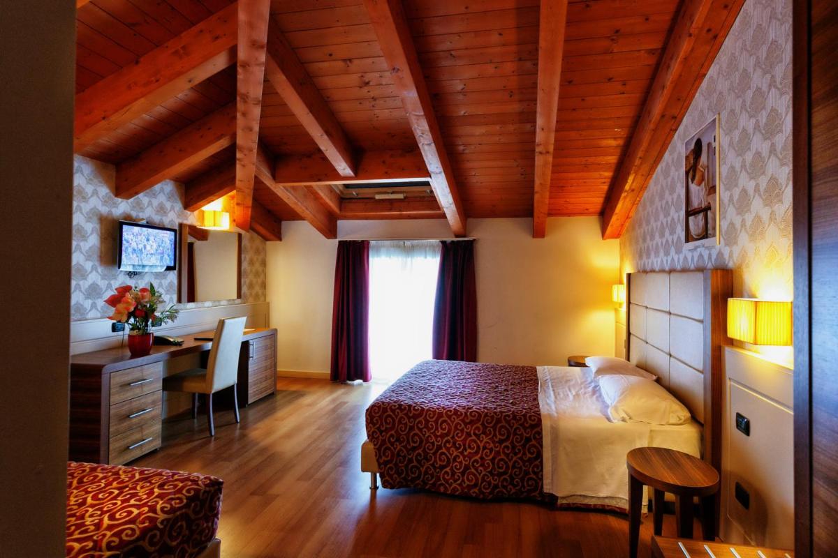 Hotel Eridano - Housity
