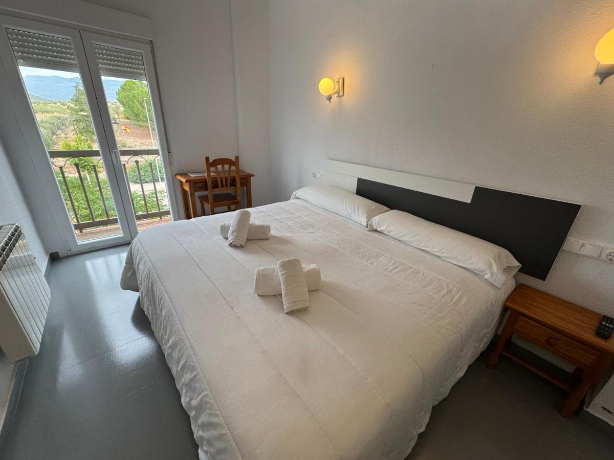 Hotel Rural Sierra De Segura - Housity