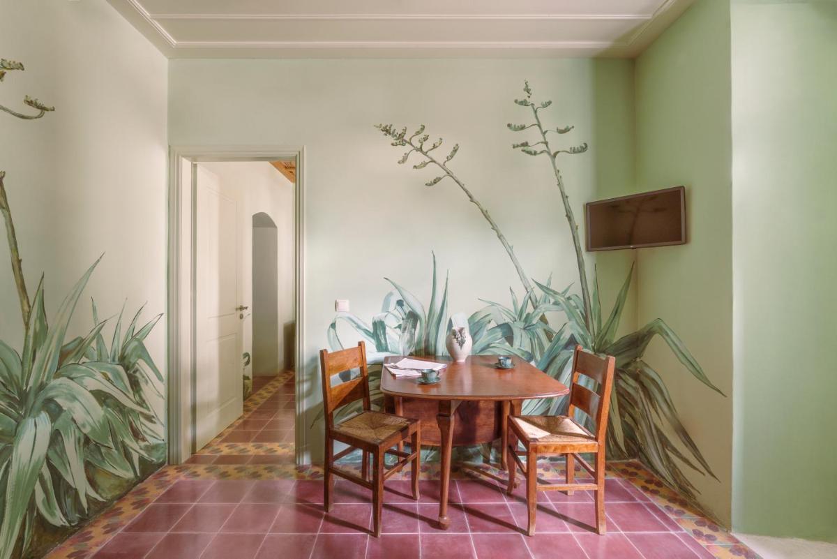 Cactus Hydra - Art Apartments - Housity