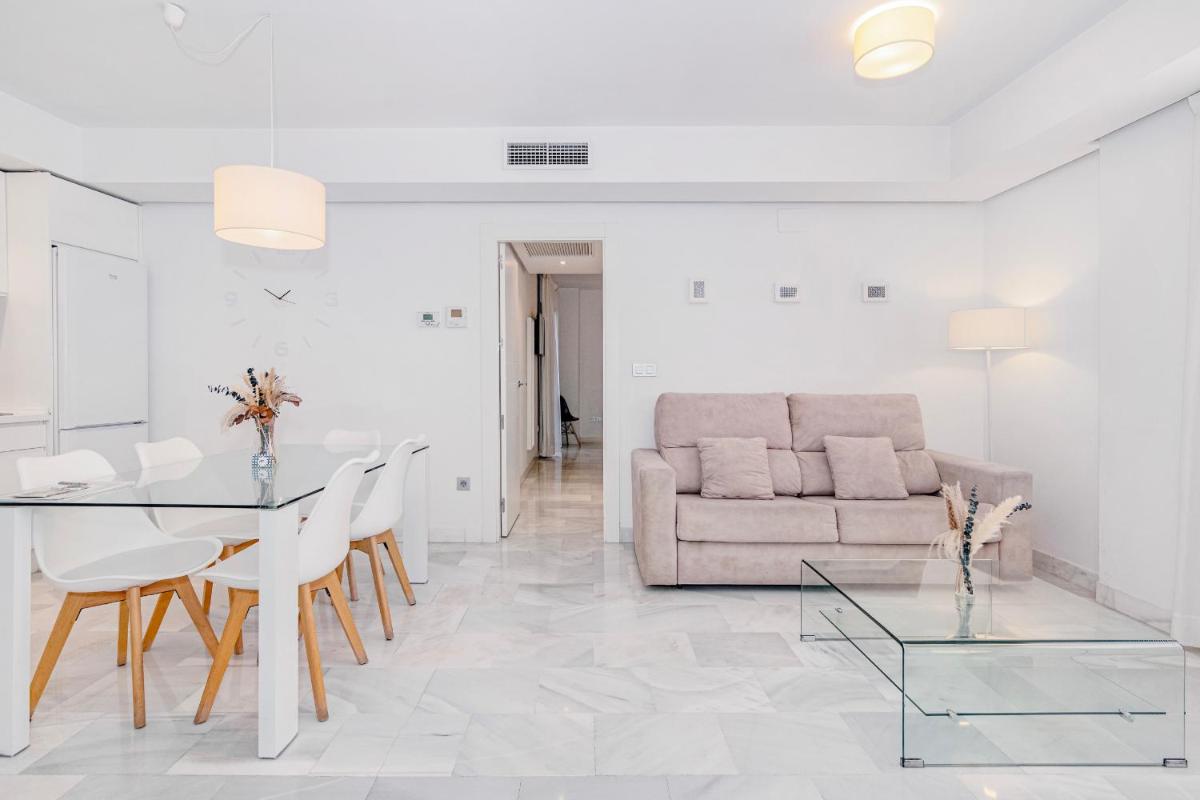 Apartamentos Domus con parking gratuito - Hizvo