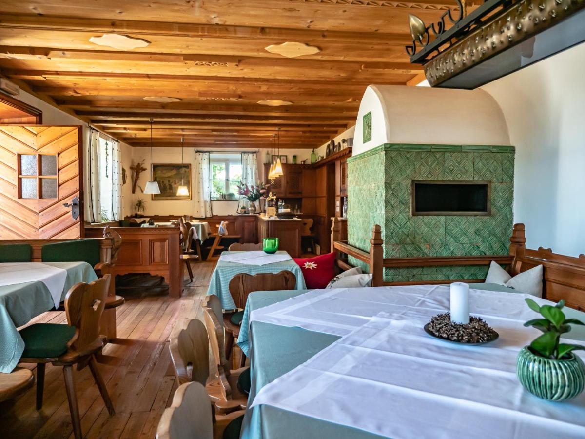 Hotel Latemar - Housity