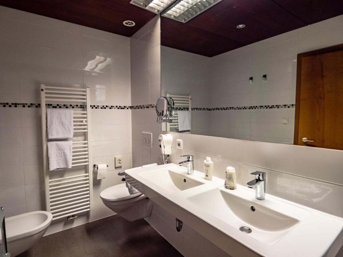 Hotel Latemar - Housity