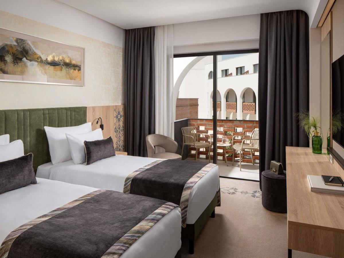 Mercure Conacul Cozieni - Housity