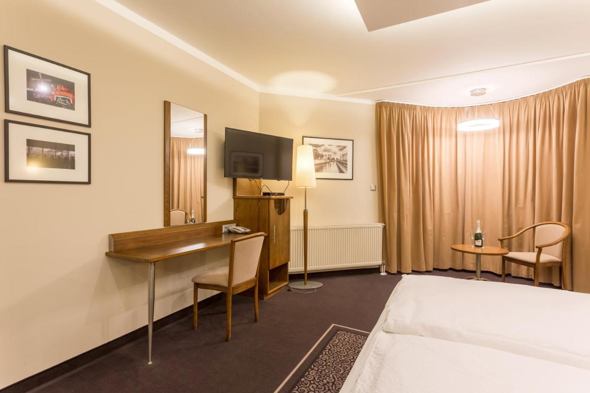 Szőnyi Garden Hotel Pest - Housity