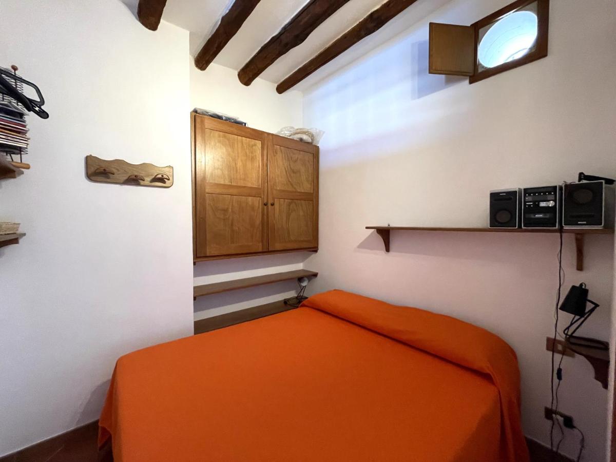 Il Balcone sul porto di Malfa - Housity