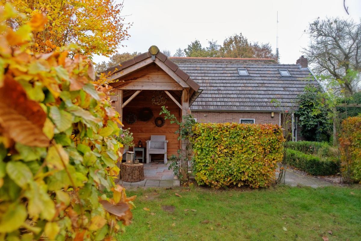 Oes-Tilber - Housity