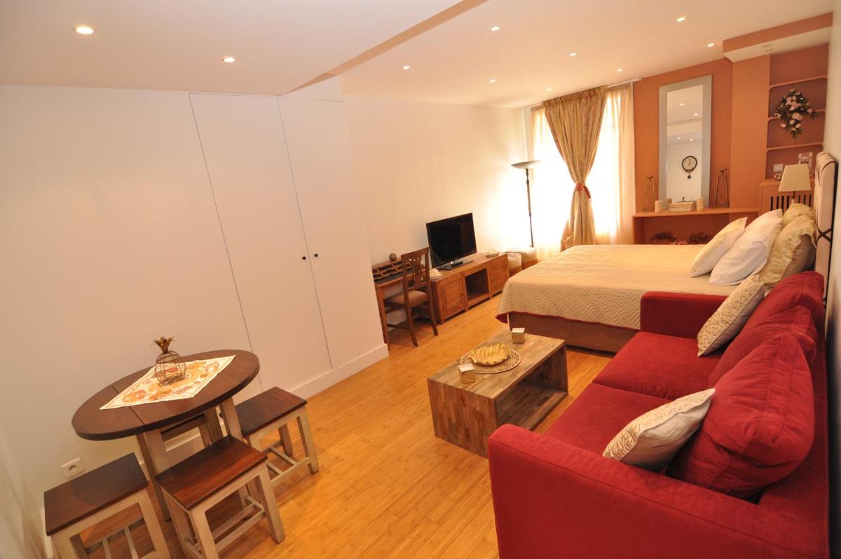 Suitetrails - Champs Elysees Executive Apartment