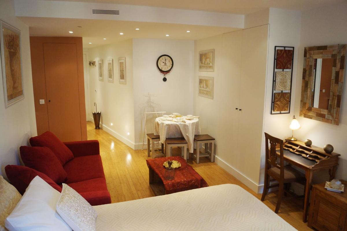 Suitetrails - Champs Elysees Executive Apartment