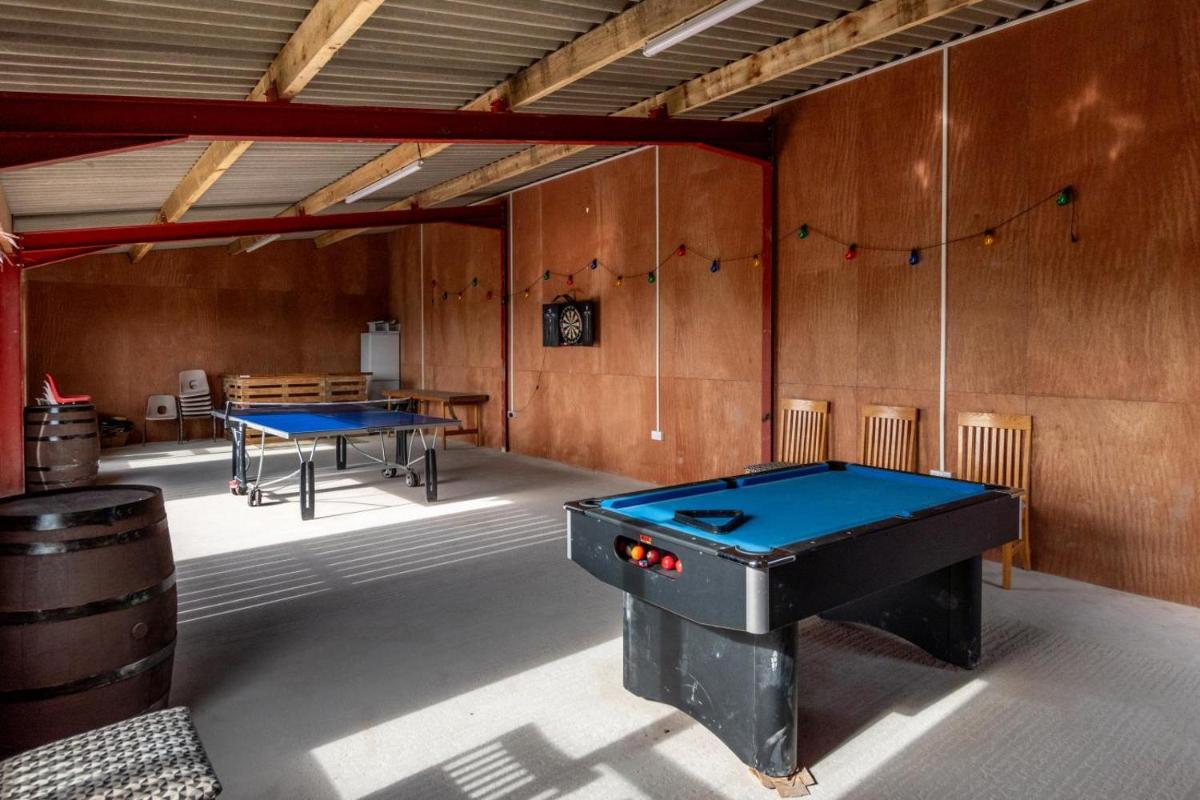 Beacons View Farm Cottages - Housity