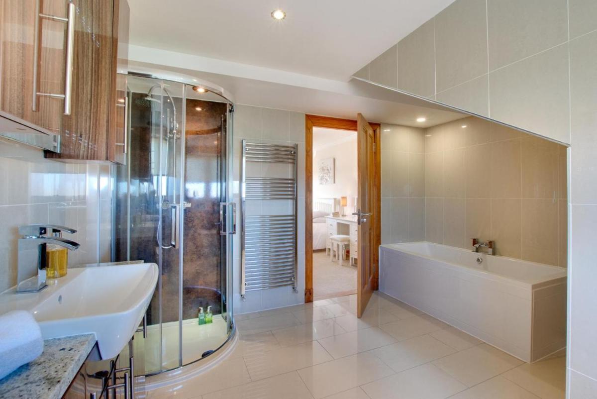 Beach Plaice - Housity