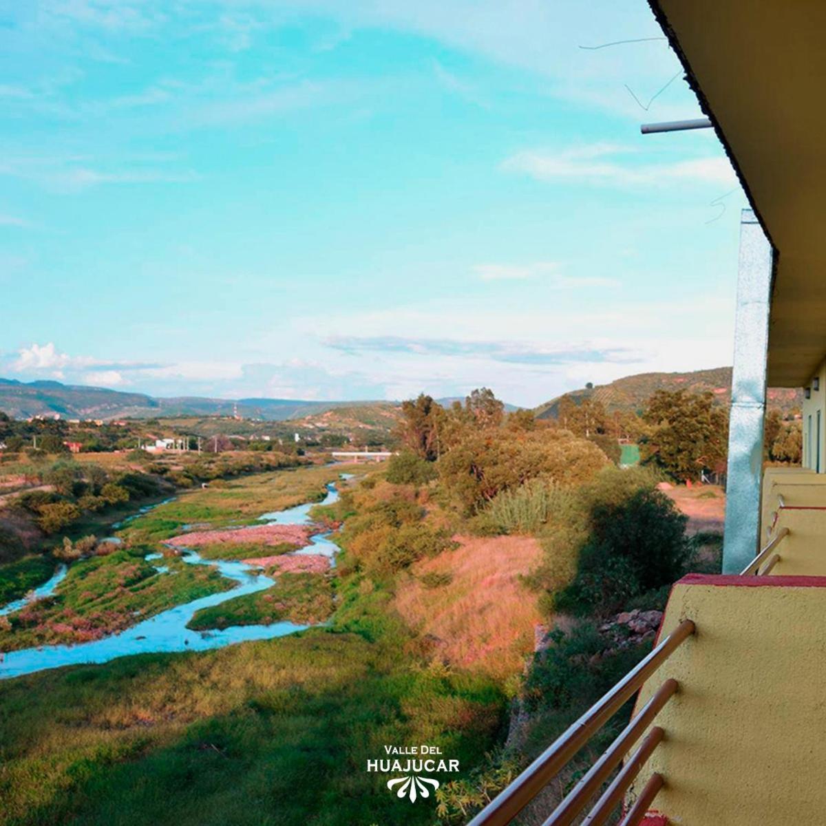Hotel Valle del Huajucar - Housity