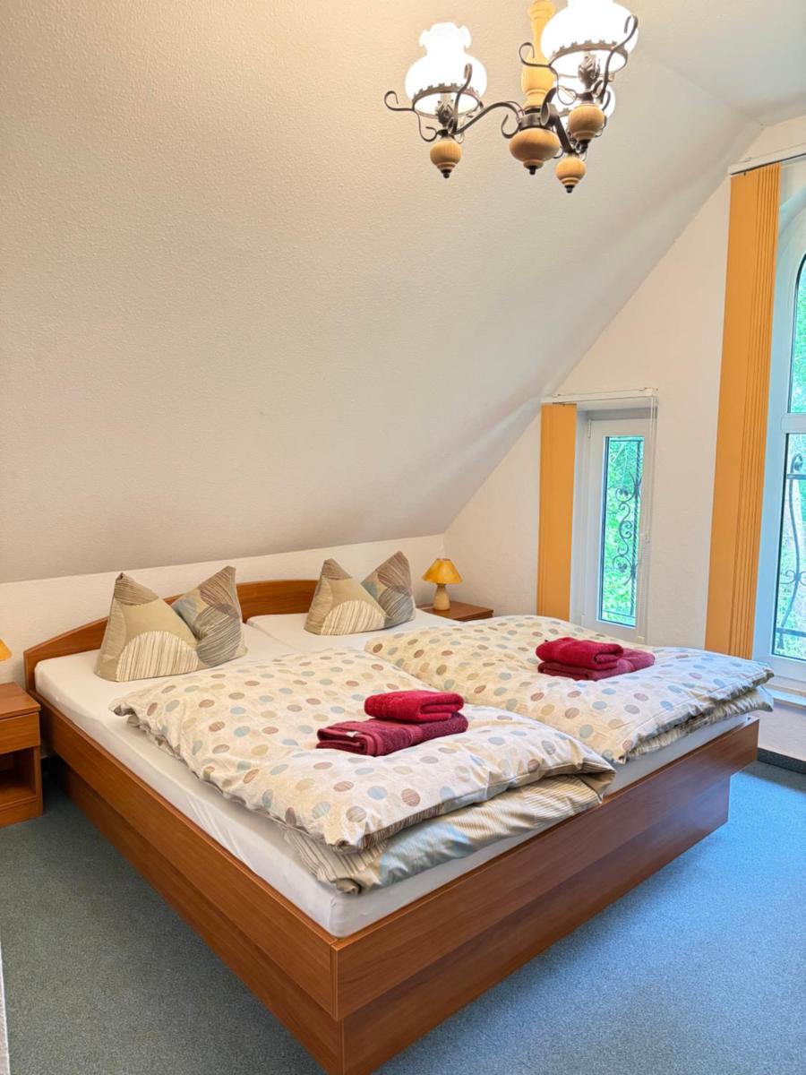 Pension Zum Rheinsberger Leuchtturm - Housity