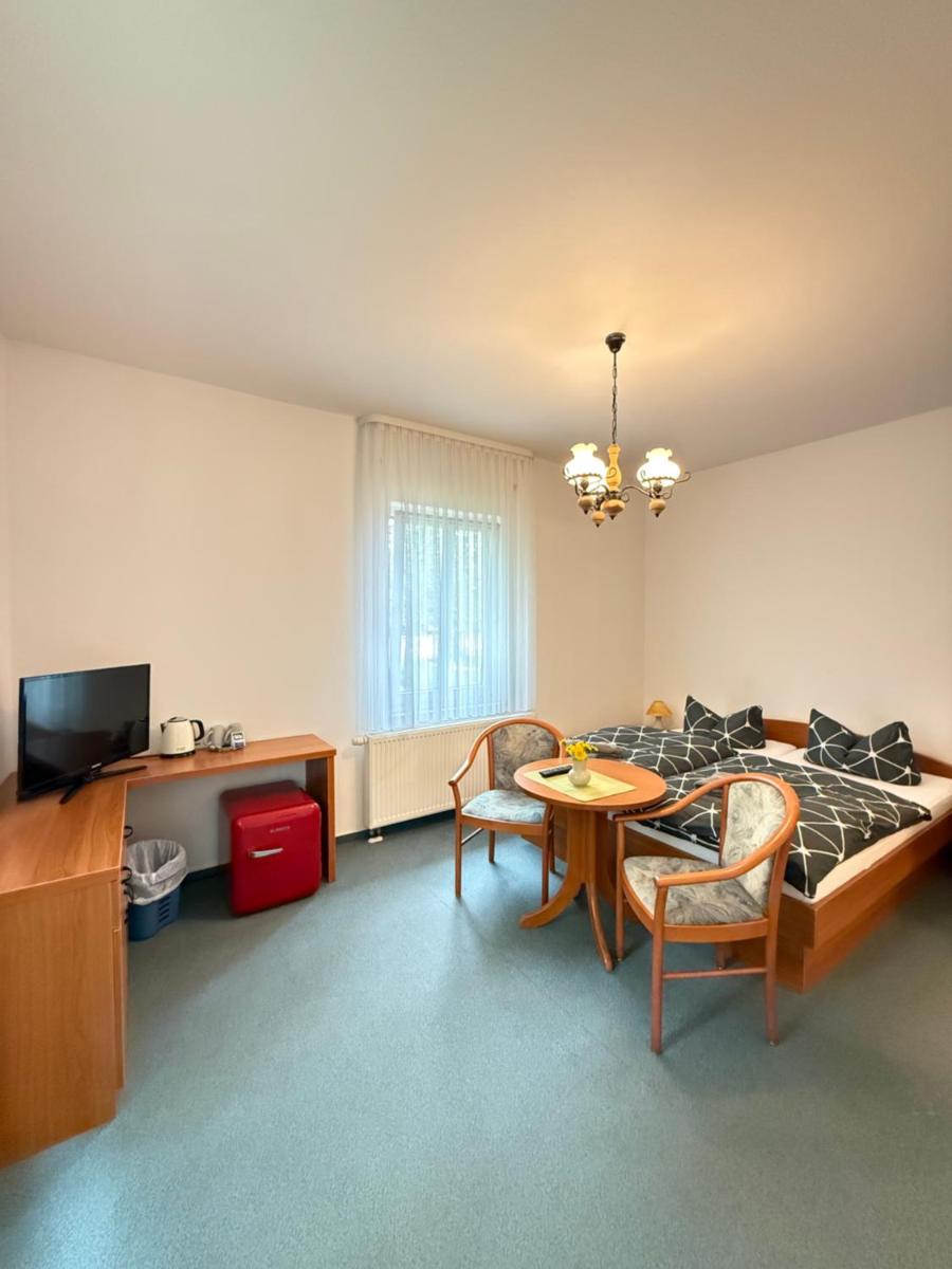 Pension Zum Rheinsberger Leuchtturm - Housity