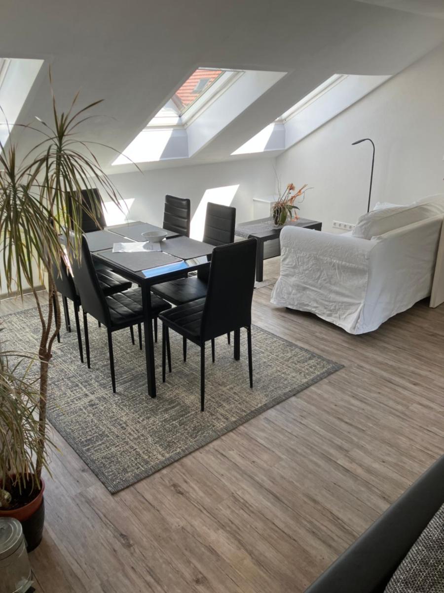 Ferienwohnung Jeannette ideal für Geschäftsreisende, WLAN und Rechnung möglich - Hizvo