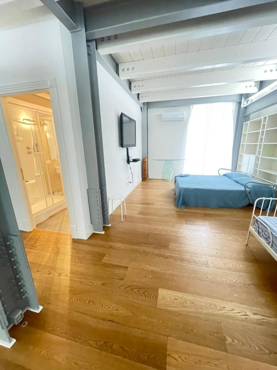 Casa Giulietta - ombrellone e 2 lettini inclusi - Hizvo