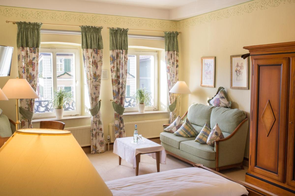 WAGNERS Hotel Greifen-Post - Housity