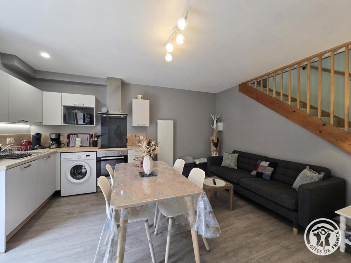 Maison en Pierre Rénovée 4 Pers avec Jardin et Terrasse, Proche Dordogne - FR-1-616-200 - Housity