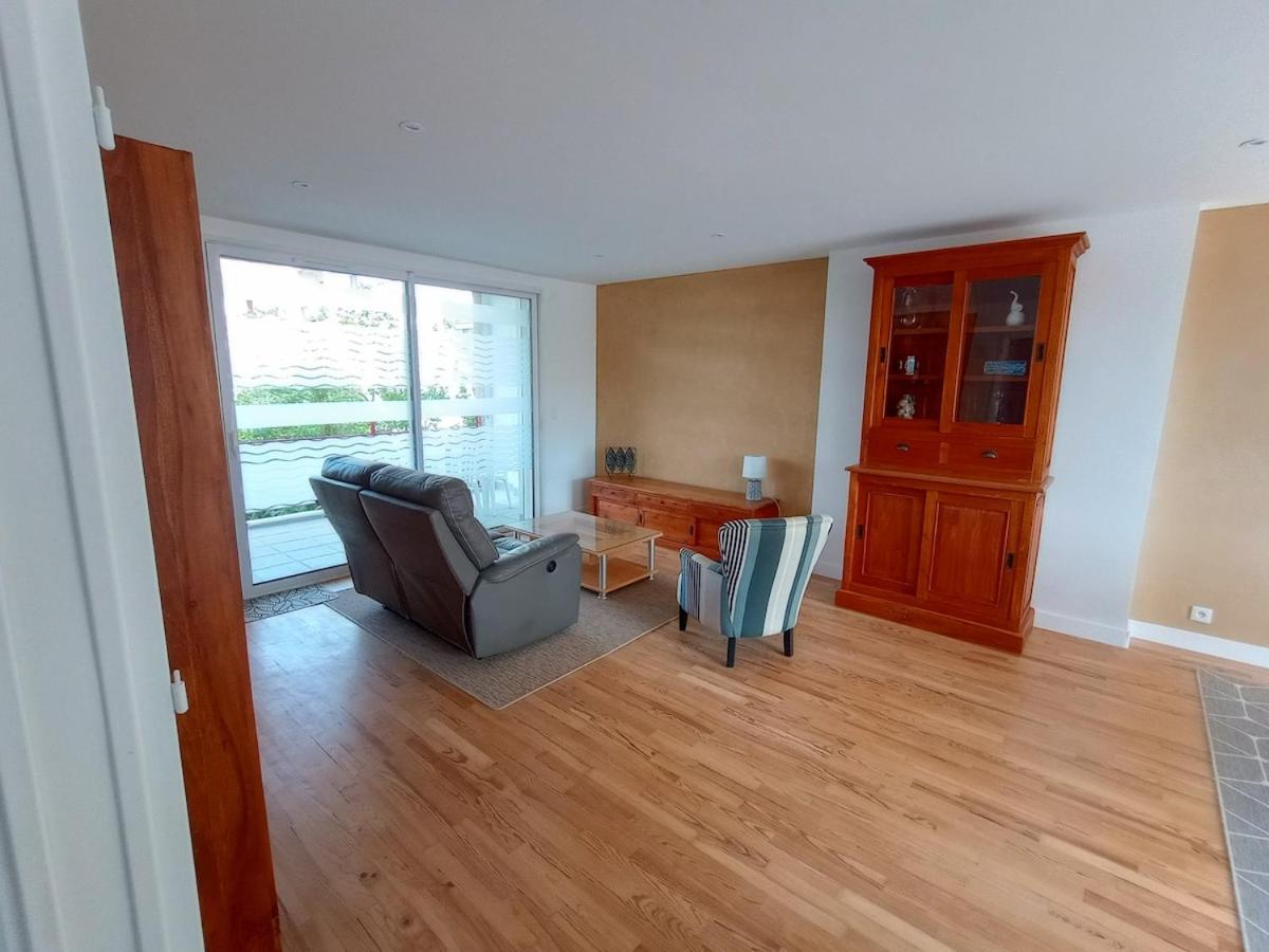 Appartement de 99m2 proche de la mer rénové, 3 chambres - Housity